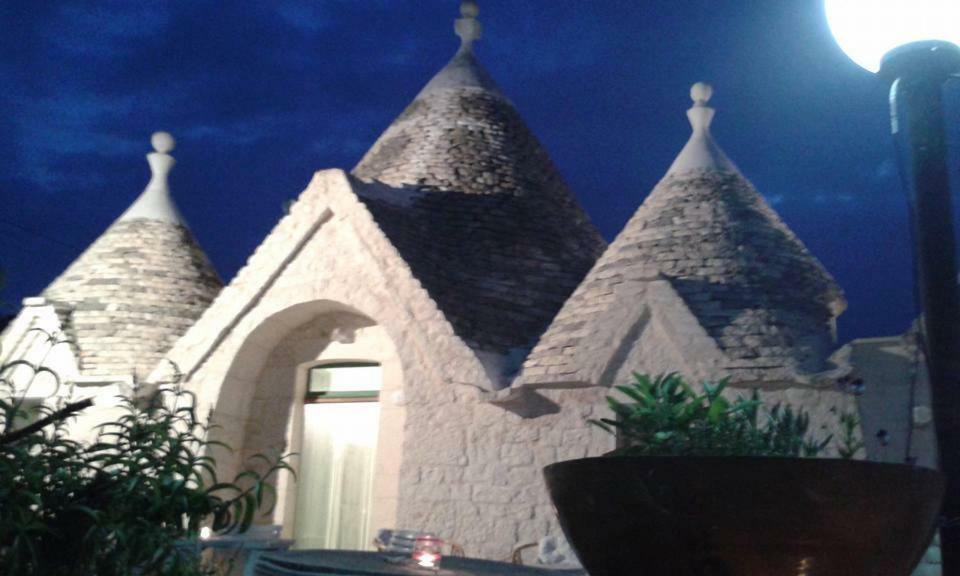 Trullo Le Tre Sorelle Cisternino Exterior foto